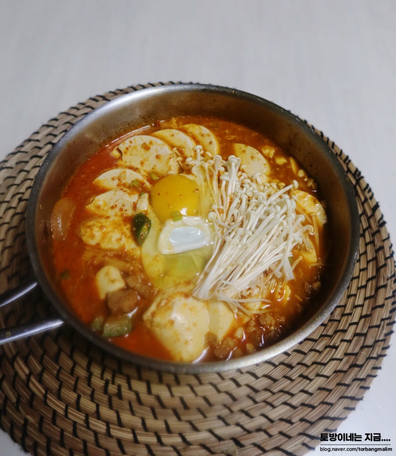 순두부찌개 레시피 초간단 양념 돼지고기 순두부찌개 끓이는법
