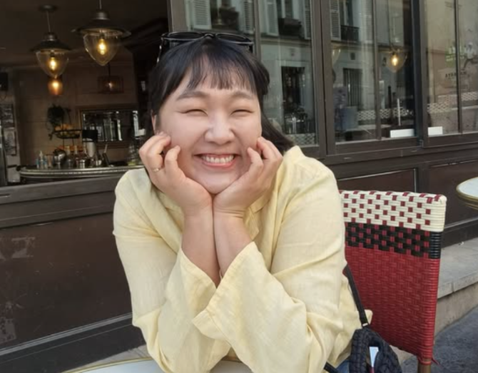 재선거 시위 조롱의 대가?논란 후 이수지 나락...200만→10만 조회수 폭락 싸늘한 댓글 프로필 ....