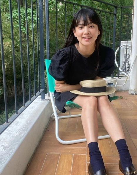 “미성년자인 줄 알았다…” 16kg 빼더니 10만원대 셔츠로 리즈 찍은 40대 윤승아 근황
