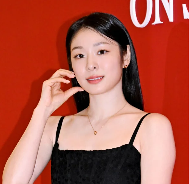 "살짝 분위기 바뀐 연아 퀸..." 김연아 근황 포토행사 보다가 깜짝 놀란 이유 (+임신설 진실)