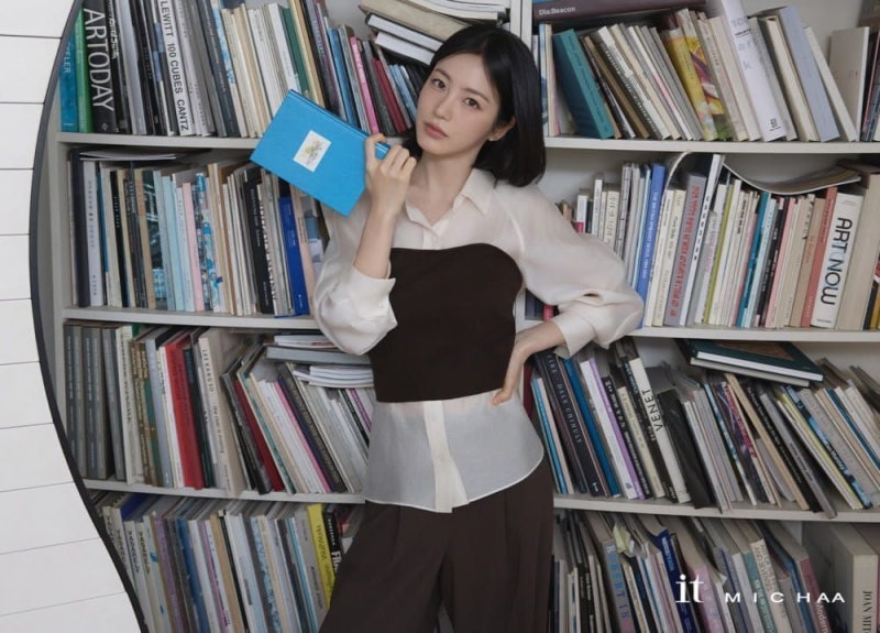 출근룩인데 답답하지 않다,신예은 잇미샤 가을 오피스룩