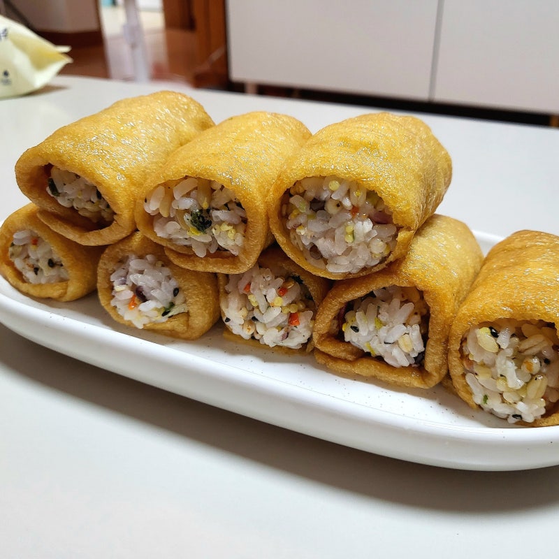삼각유부초밥보다 만들기 쉬운 롤유부초밥 베이컨 넣어 간단하고 맛있게 만들기