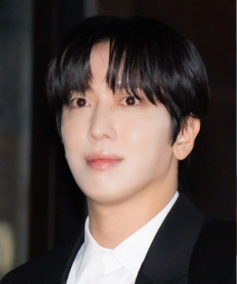 밑도 끝도 없이 너다 4년 만에 안방극장 온다 정용화 홍승희 이색 로맨스 10월 24일 첫방송