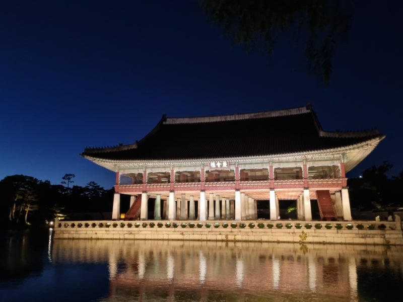 데이트 일지ㅣ청계천 산책 + 경복궁 야간개장 데이트