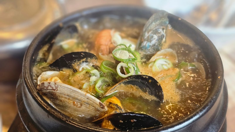 제주 서귀포 올레시장 근처 블루리본 맛집 제주할망뚝배기