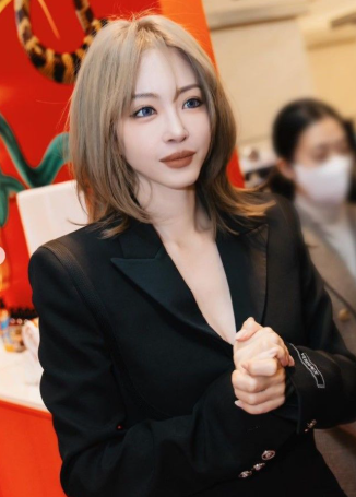 "2세 소식전하나?" '10살 연하♥' 한예슬, 근황 뜸하더니 육아툰 공유한 진짜 이유