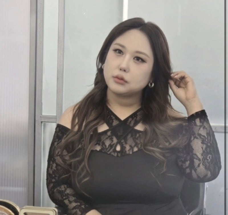 "대한민국 시끌벅적할 것"… 방송인 풍자, 전격 결혼 선언? 남편 얼굴 숨기는 진짜 이유