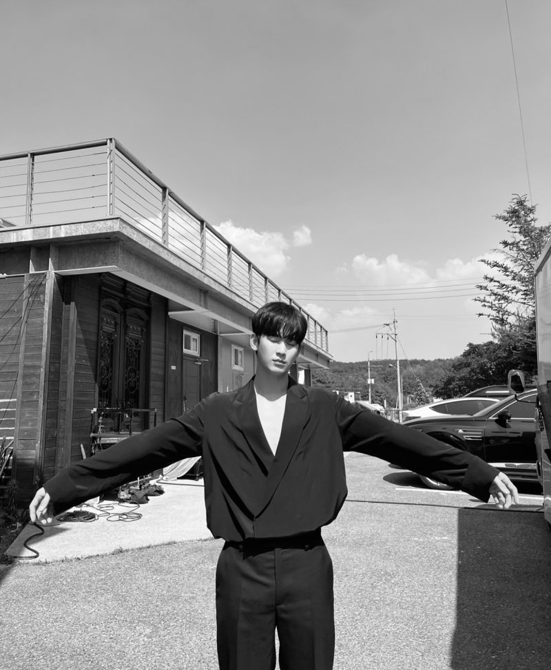 김수현 1년 6개월 만에 국내 공식석상…“작품 복귀인 줄 알았는데” 첫 일정은?