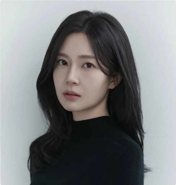 백진희 프로필 나이 키 학력 데뷔 리즈 윤현민 결별 예비남편 결혼 가족 필모그래피 근황 총....