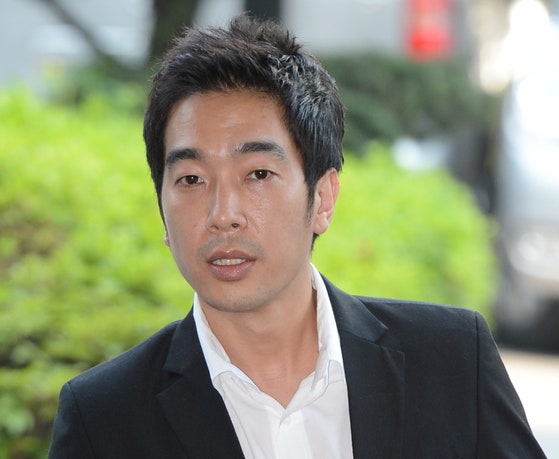 SNS 뒤집은 고영욱·소재원 설전, 숨어 살라는 말에 정면 반박 법적대응까지 검토