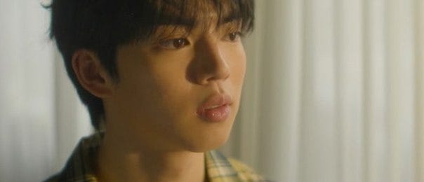 “피겨 선수 맞아?” 차준환, 로이킴 MV서 연인 눈빛…서수민과 쪽지 로맨스