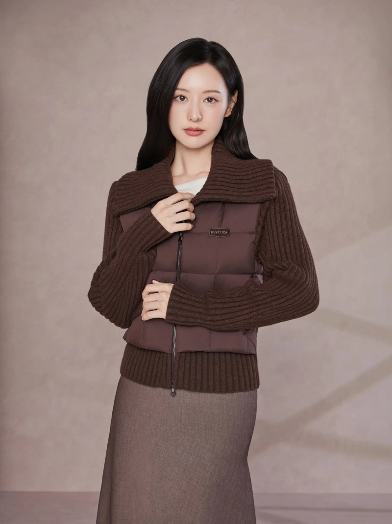 김지원 가을 화보 보자마자 눈에 들어온 옷, 듀베티카 아트라니
