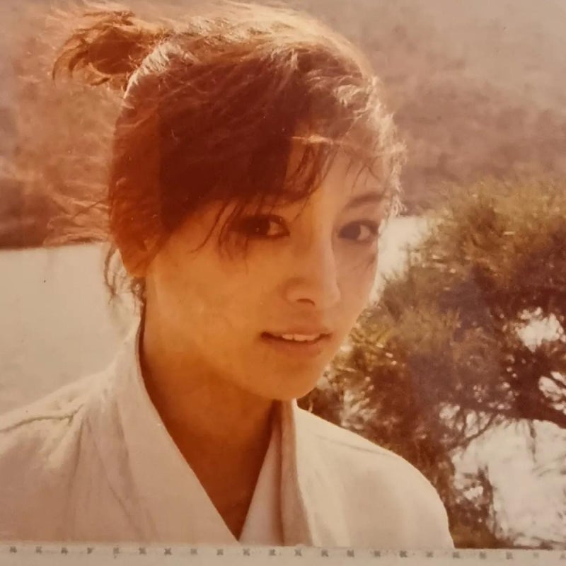‘컴퓨터 미인’ 황신혜, 어느덧 63세…두 번의 이혼과 딸 이진이, 지금도 빛나는 이유