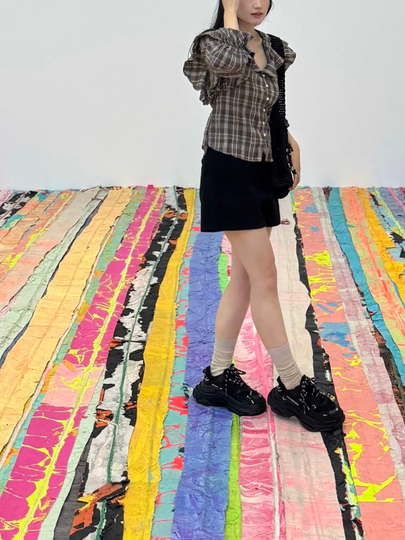 프릴체크블라우스, 러블리한 옷을 쿨하게 입는 방법