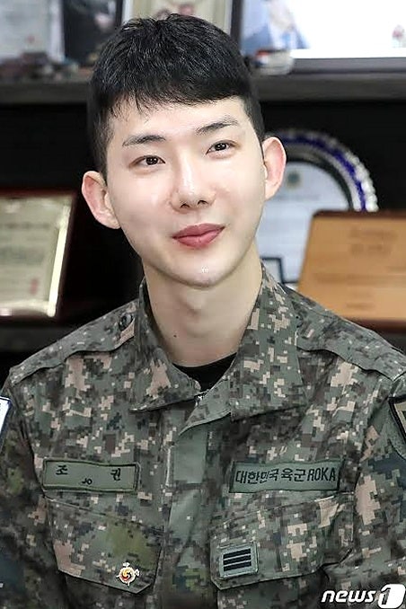 조권 군복무 중 부모 암투병 고백과 김혜수의 온정 그리고 아티스트의 길