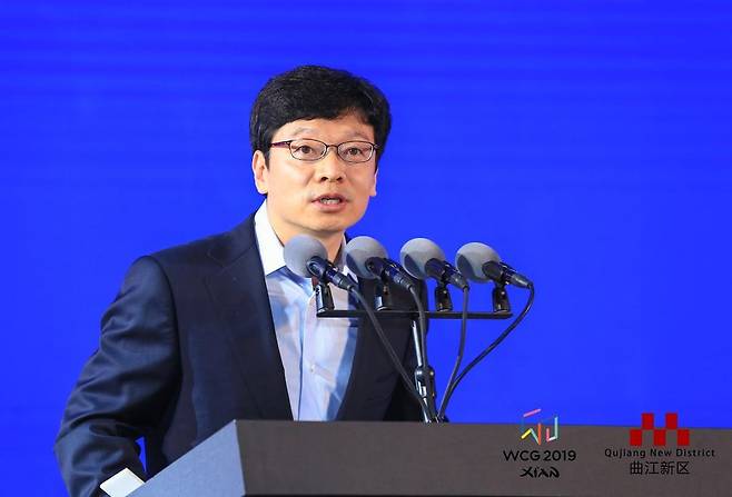 1심 법원 "스마일게이트 <b>권혁빈</b>, 이혼 아내에 지분 35%·<b>2조5500억</b> 지급....