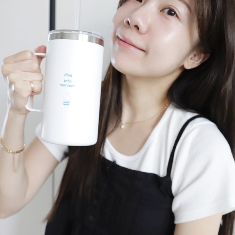 귀여운 보퀴진 스텐 텀블러 손잡이 있어 편하거든요