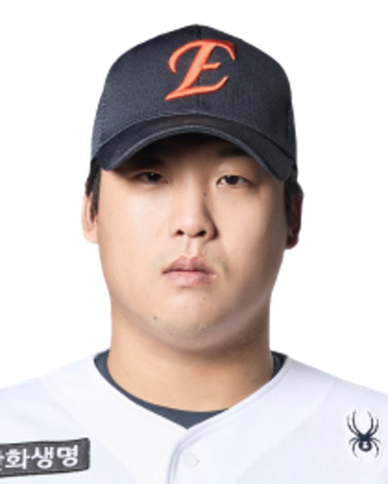 강백호 30호 홈런, 숫자보다 흥미로운 ‘배트’ 이야기