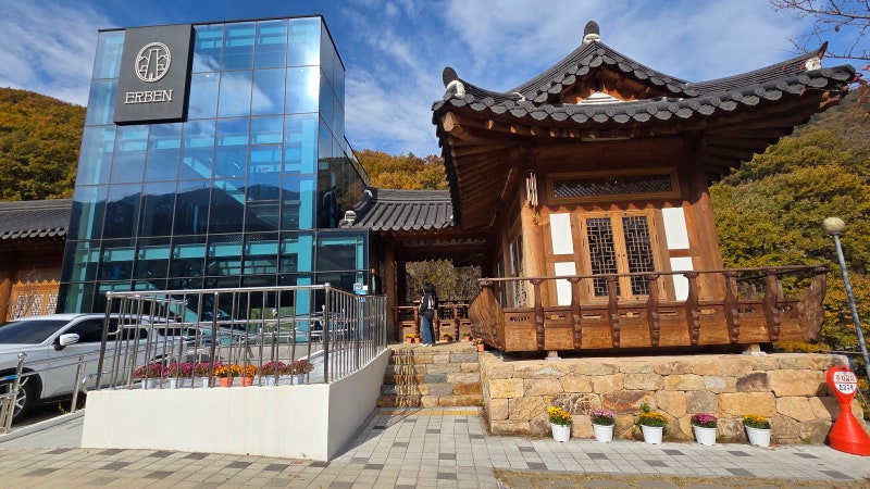 [여정의 기록] 김해 장유 당일 드라이브 코스: 대청계곡 오리불고기 만찬과 고즈넉한 한옥카....