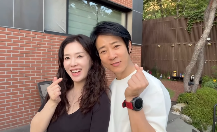 나이 65세·58세 실화? 최수종♥하희라 부부의 충격적인 투샷과 숨겨진 관리법
