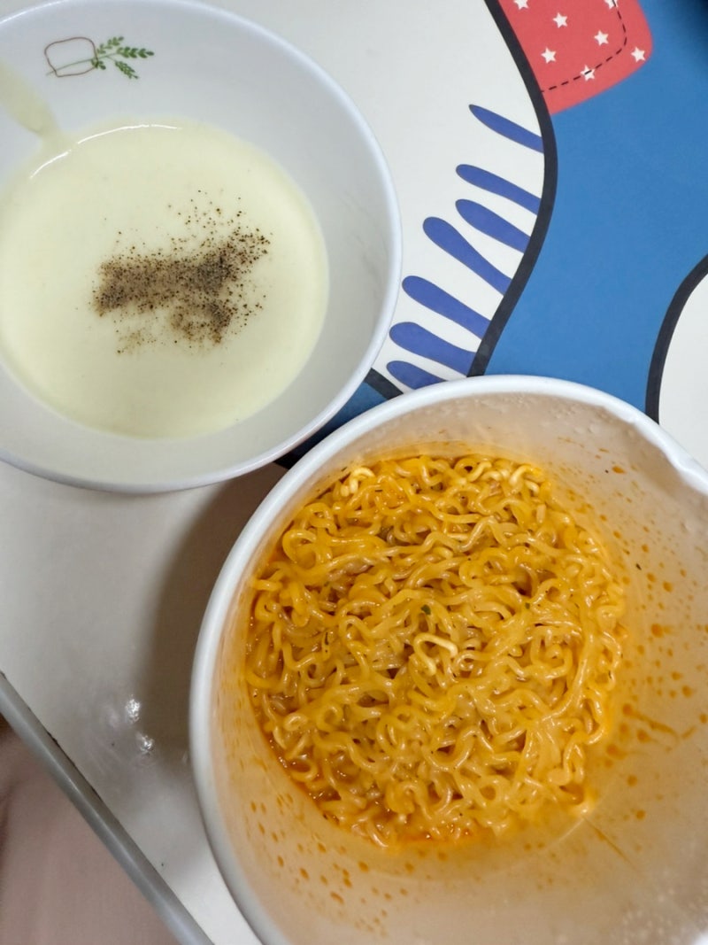 로제열라면 솔직후기! 호불호 싹 잡는 오뚜기 크림스프 조합 (구매가격, 칼로리, 맵찔이 꿀팁....