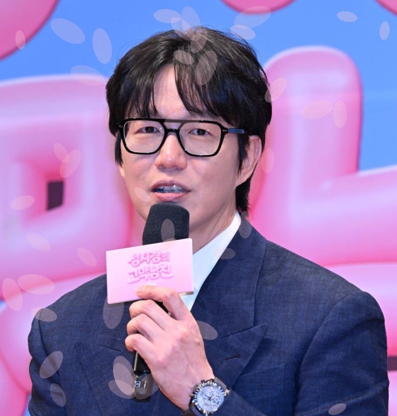 16만원 성시경 콘서트, 초콜릿 압수까지… "공연은 좋았다" vs "운영 최악" 갈린 후기