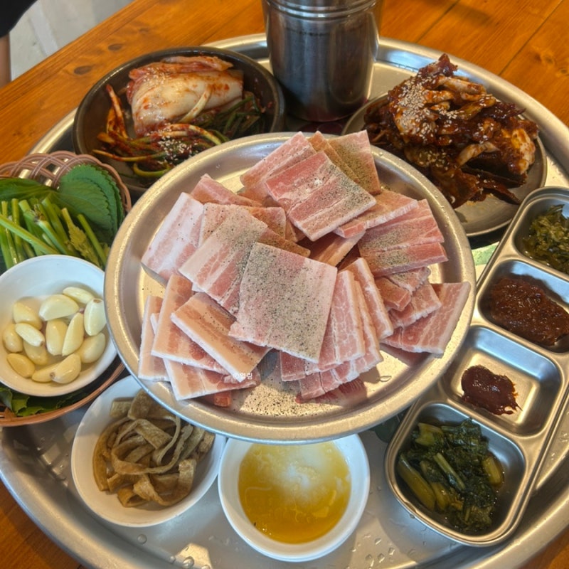 수원 행궁동 야장 삼겹살 웨이팅 맛집 레트로 감성 빨간지붕 냉삼 내돈내산 솔직 후기