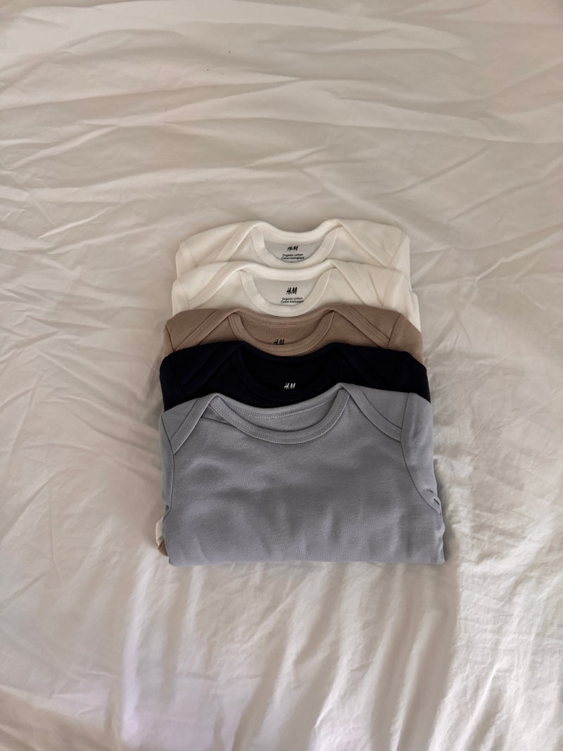 H&M 바디수트 사이즈 팁, 4개월 아기 착용 후기 9-12M