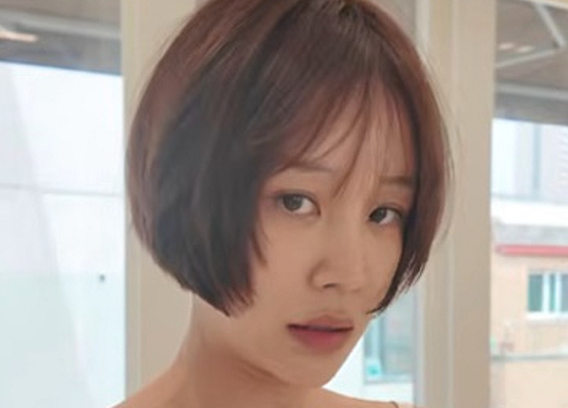 36세 윤진이 3년 만에 숏단발 두 딸과 같은 머리 미용실과 육아 중 일주일 요가 5번