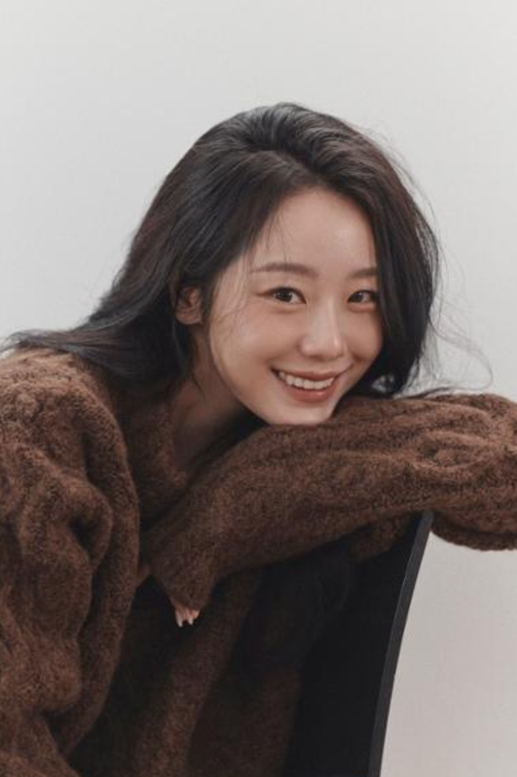 "서울대" 나와서 동문 의사랑 결혼한 여배우... 익숙해서 보니 "아! 듀오 모델!"