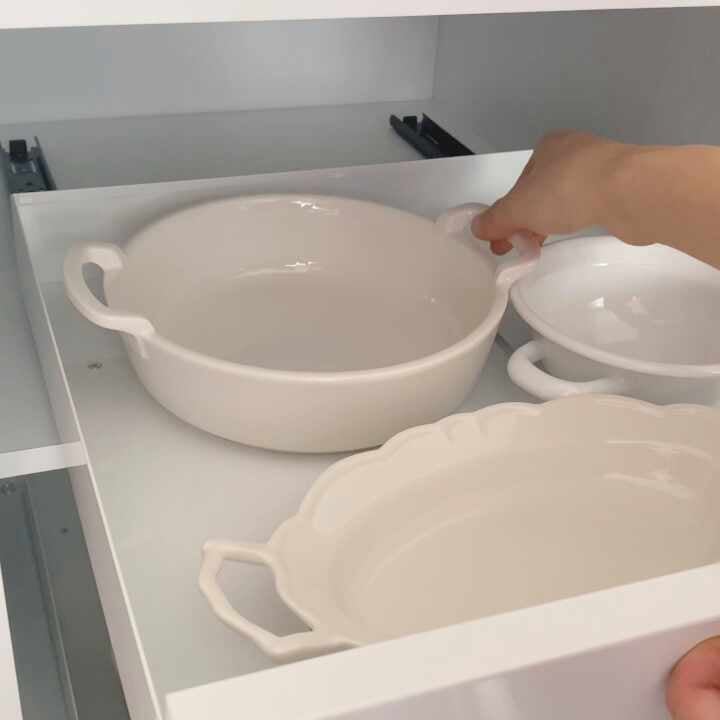 싱크대 좁다고 포기마세요! 30cm 레일선반으로 밥솥 수납 고민 끝!