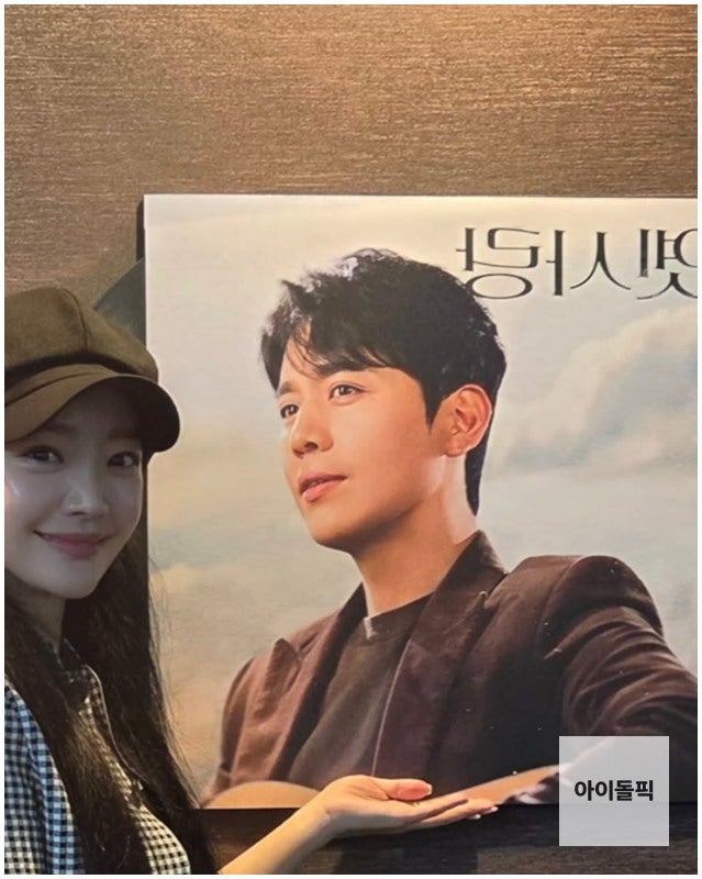 8살 연하 후배와 잉꼬부부인 줄만 알았는데.. 과거 이혼 이력 뒤늦게 알려진 뮤지컬 여배우