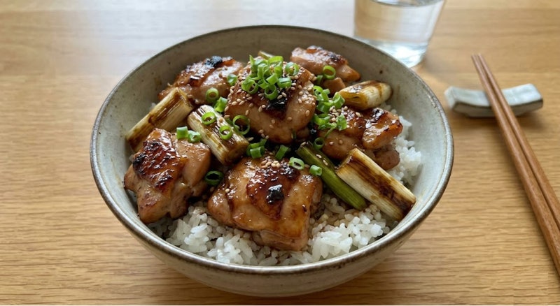 사 먹는 맛 그대로 참소스 닭다리살 덮밥
