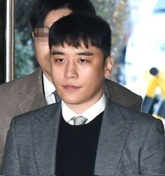 승리 출소 3년 만에 또 경찰 조사…강남 식당서 30대 남성 ‘특수폭....