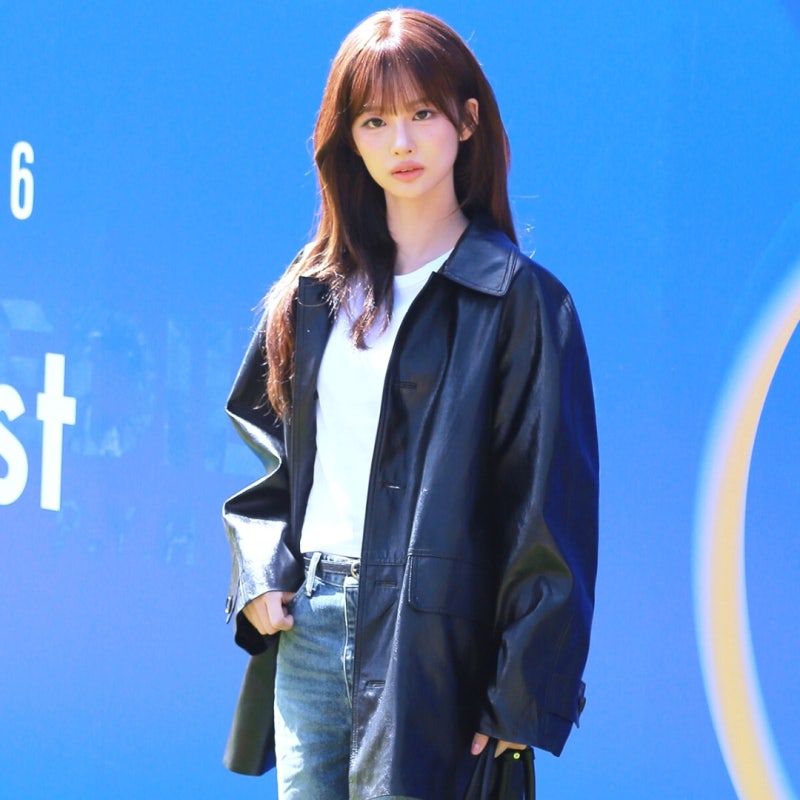 3대 기획사 다 붙을 만큼 만년돌로 불리지만 어렸을 때가 더 예뻤다는.. 아이돌 가죽자켓 패....