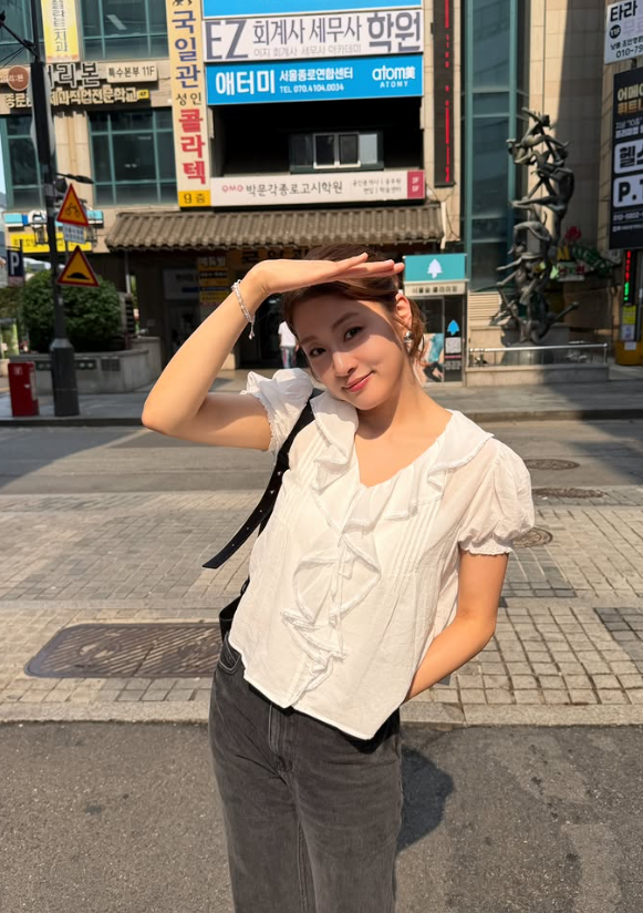 특이점이 와버린 강소라 유튜브 근황