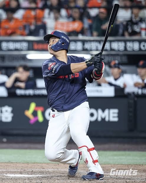 4년 만에 타오르는 20홈런의 꿈, 거인의 거포 계보를 잇는 한동희와 고승민