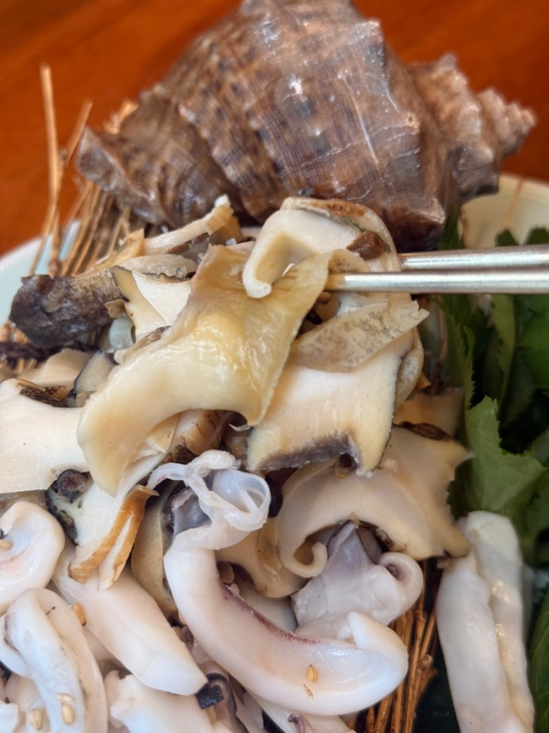 [신당역 맛집] 원할머니보쌈족발 본점은 차원이 달라.. 보쌈 맛집에서 파는 모둠숙회 후기