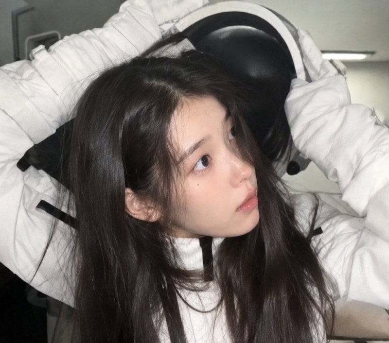 아이유 IU - 이 별로부터 가사 뮤비 제목 의미와 뜻 노래 정보 총정리