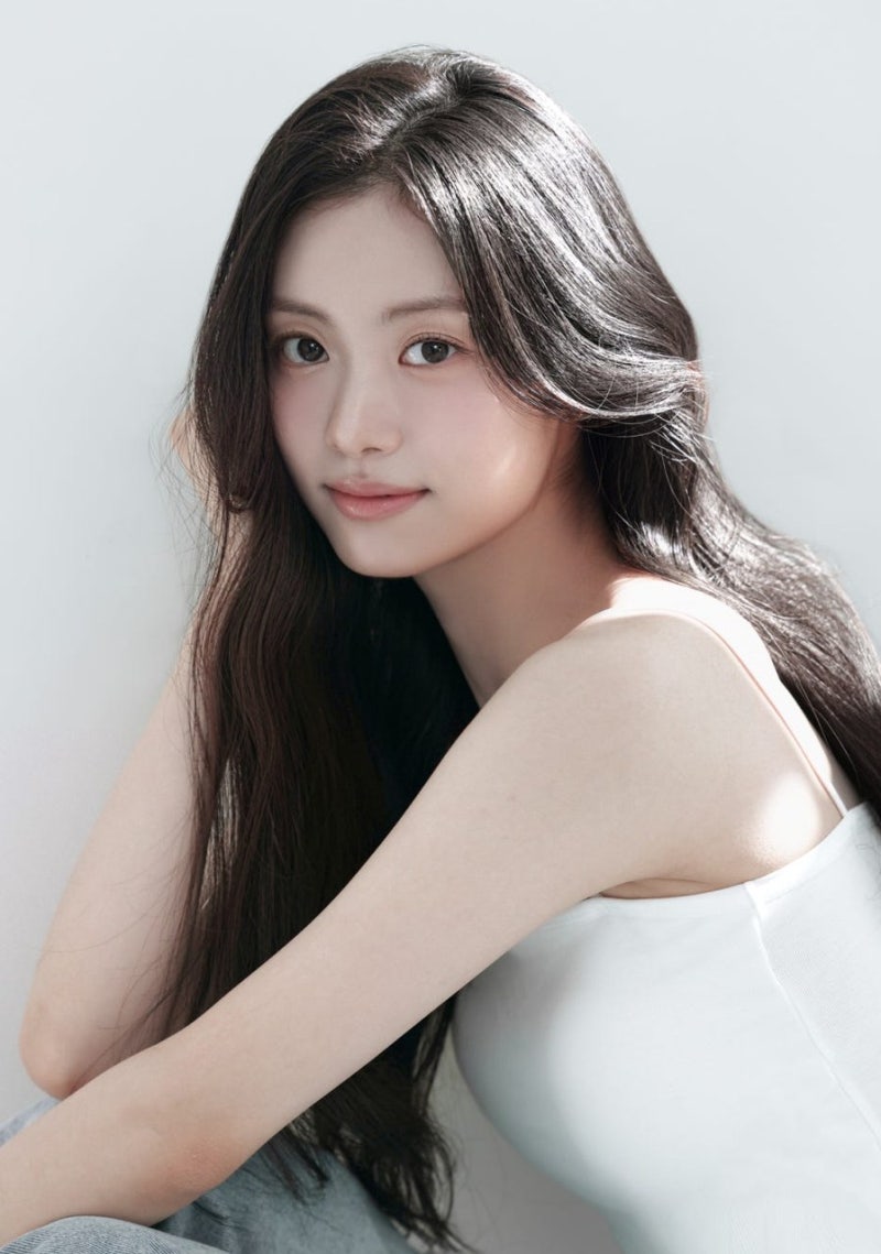 학폭 논란으로 르세라핌 떠났던 김가람, 3년 만에 배우로 컴백한다고?