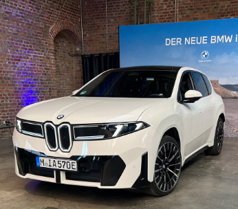 “세계 올해의 차가 이 가격?” BMW iX3, 전기 SUV 판이 달라졌습니다