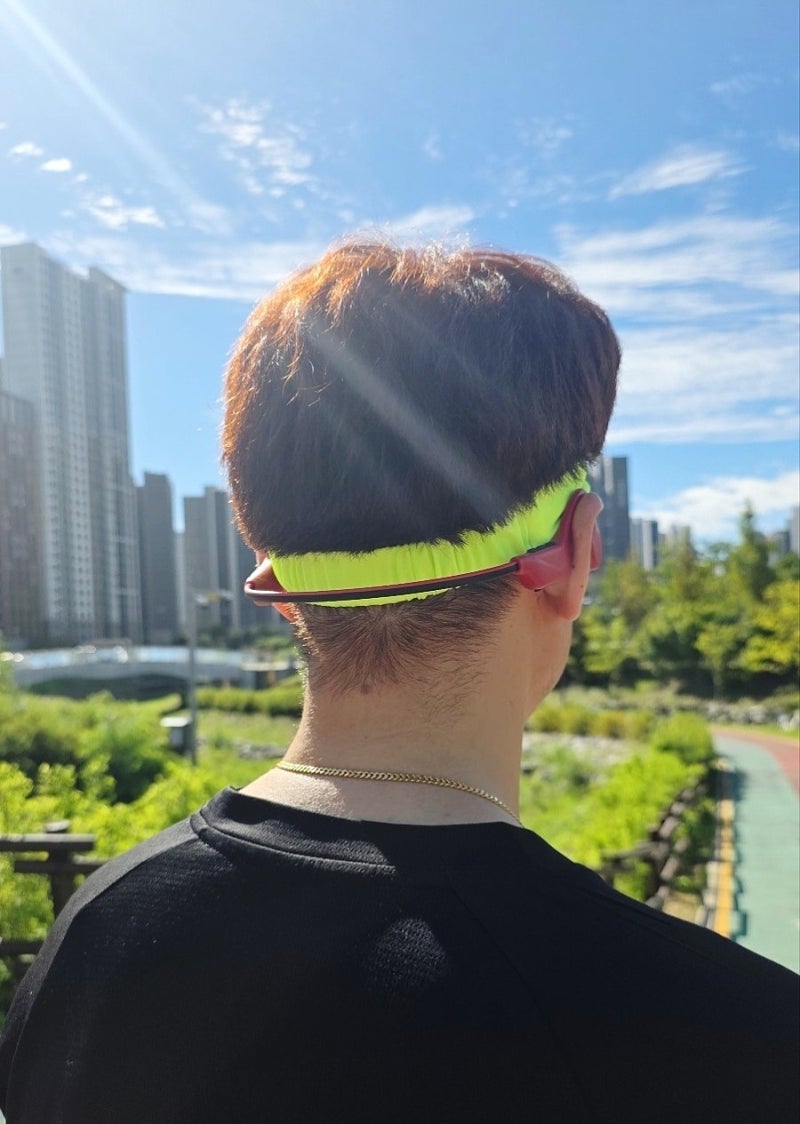 런닝이어폰 아이리버 led 탑재 골전도 이어폰 IB-GX2 사용기