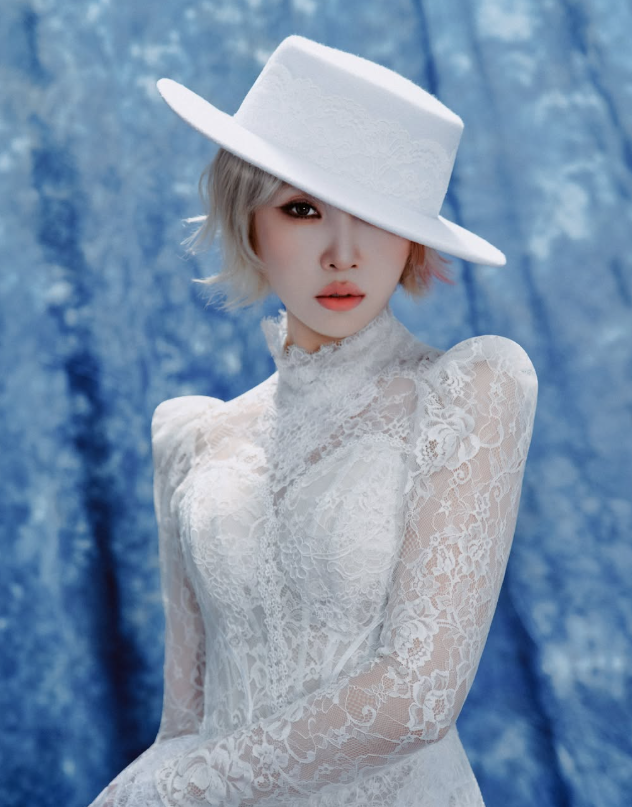 2NE1 공민지 새하얀 웨딩드레스 입었다! 15살 힙합 막내는 잊어주세요