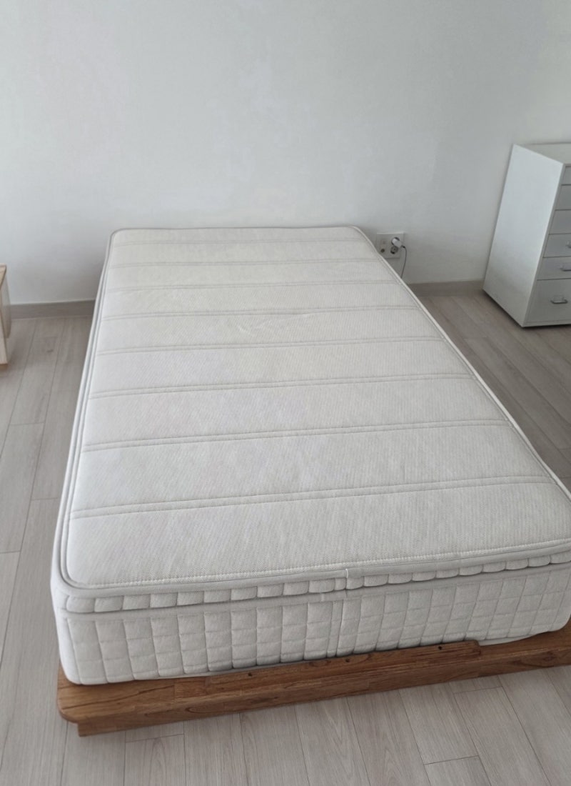 허리가 편하다는 수면밀도 매트리스, 미디엄하드 6개월 써보니?
