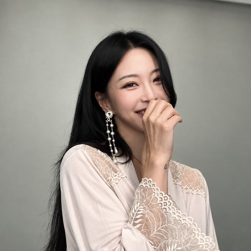 새 글 대신 육아툰 공유…결혼한 한예슬 부부의 조용한 근황