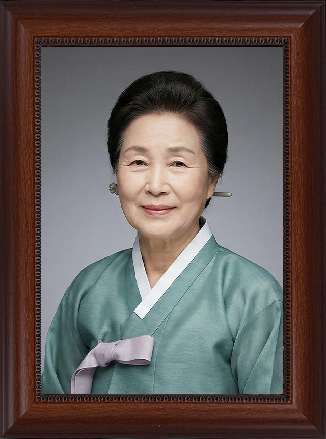 오래된 영정사진 복원·선명화 가이드 및 고화질 인화 팁 (사진관, 윤슬 )