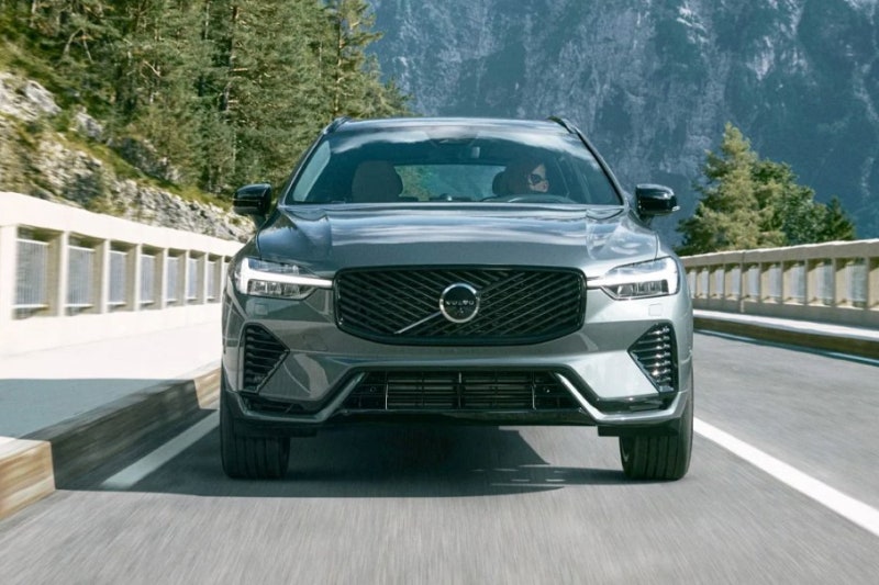 2027 볼보 XC60 T8 지르려다 멈칫... 가성비라며 샀다가 연비 떨어져 오열