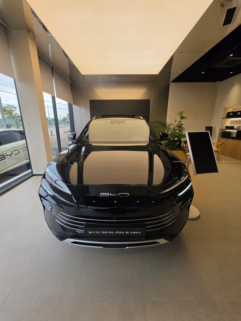 BYD 씨라이언 6 DM-i 직접 보면 더 확실합니다3,750만원 PHEV SUV, 무엇이 다른가?