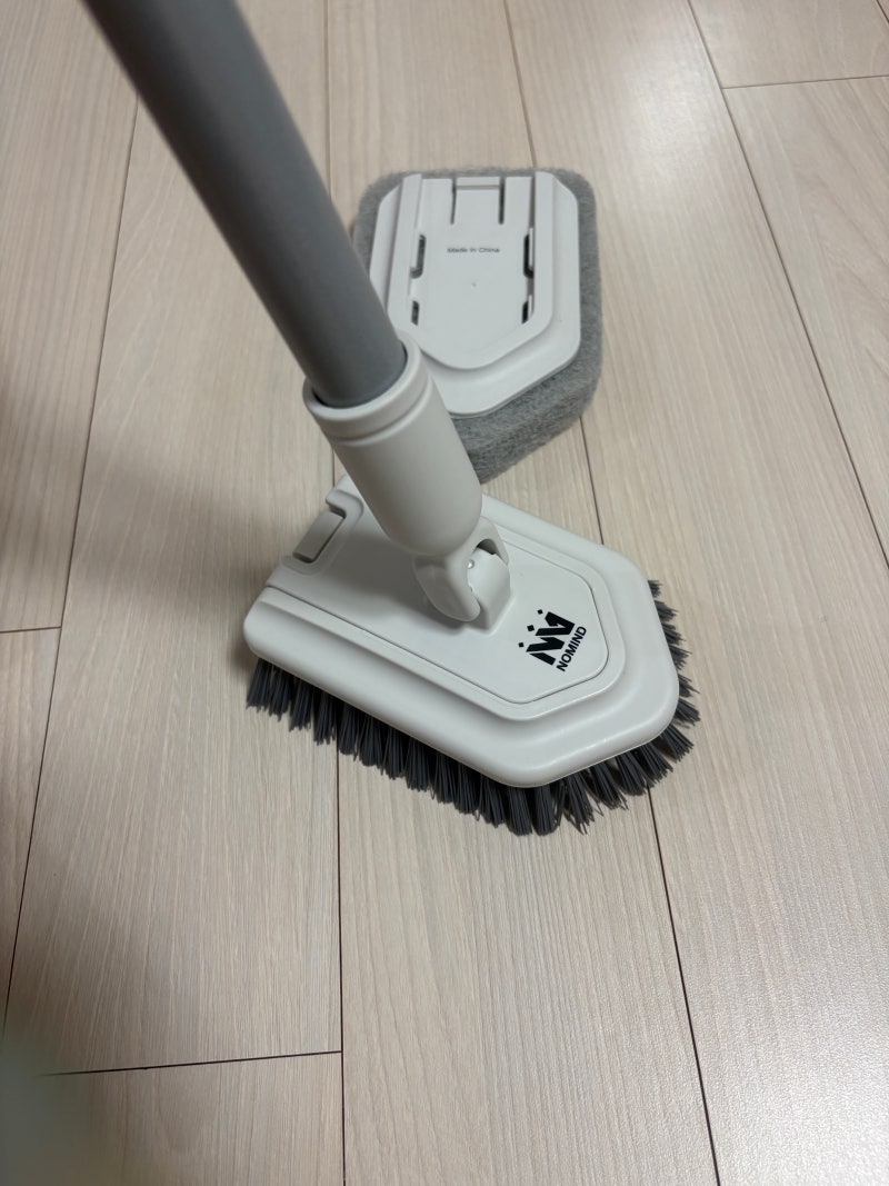 화장실 청소꿀템! 길이조절 가능한 노마인드 타일 밀대 욕실 청소솔 솔직후기
