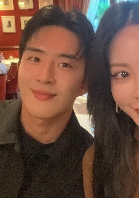한예슬 인스타에 웬 육아 웹툰? 임신설의 진짜 정체